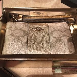 Coach wallet brand new